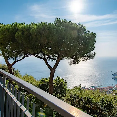 Giardino, Piscina E Posto Auto - Relax Con Vista Mare דירה