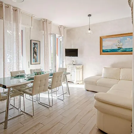Appartamento Giardino, Piscina E Posto Auto - Relax Con Vista Mare