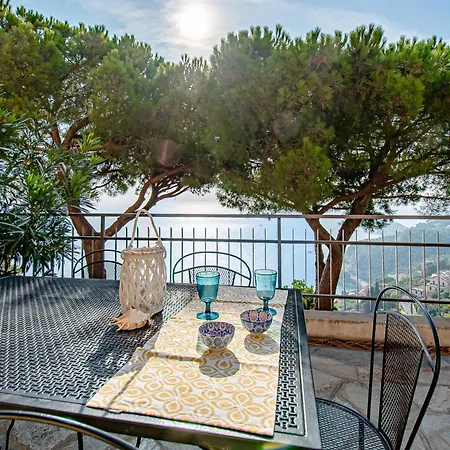 Giardino, Piscina E Posto Auto - Relax Con Vista Mare * Bergeggi