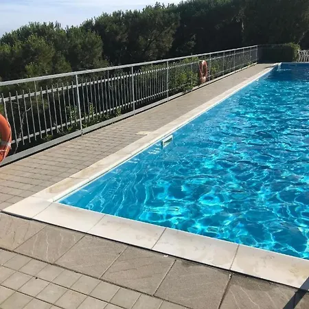 Giardino, Piscina E Posto Auto - Relax Con Vista Mare بيرغيجي